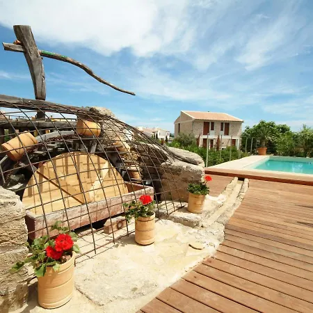 Barcares Petit, Piscina, Jardines Junto A Playa En *